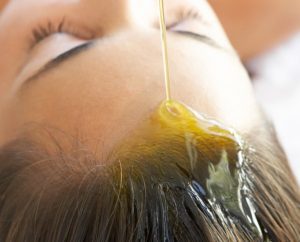 Oil for hair treatment